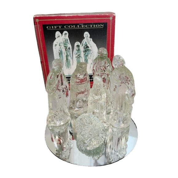 Vintage Glass Mirrored 7 Piece Nativity Set Small Table Top Christmas Decor - Picture 1 of 7